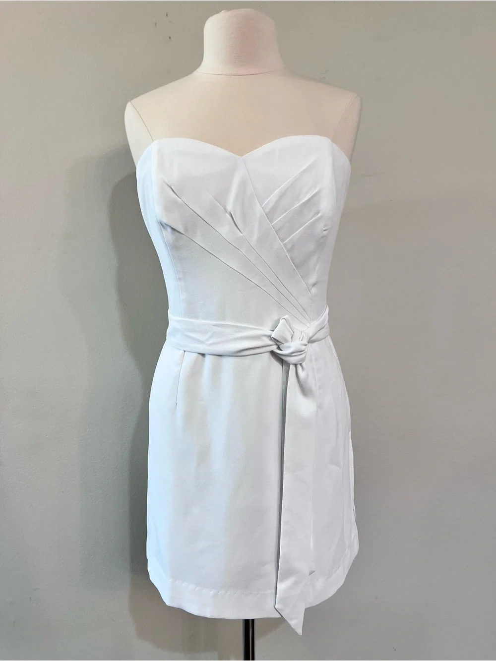 NWT Lilly Pulitzer Kylo Romper in White. Size 12. Strapless. - Picture 4 of 13